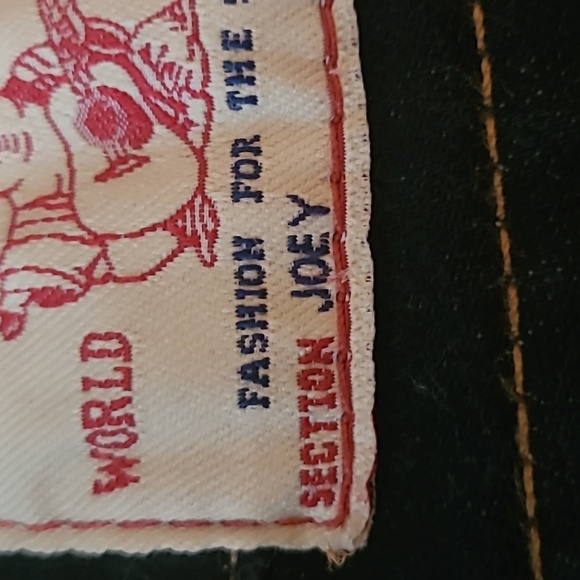 True Religion Joey Dark Wash Flare Cut Jeans - Picture 14 of 15